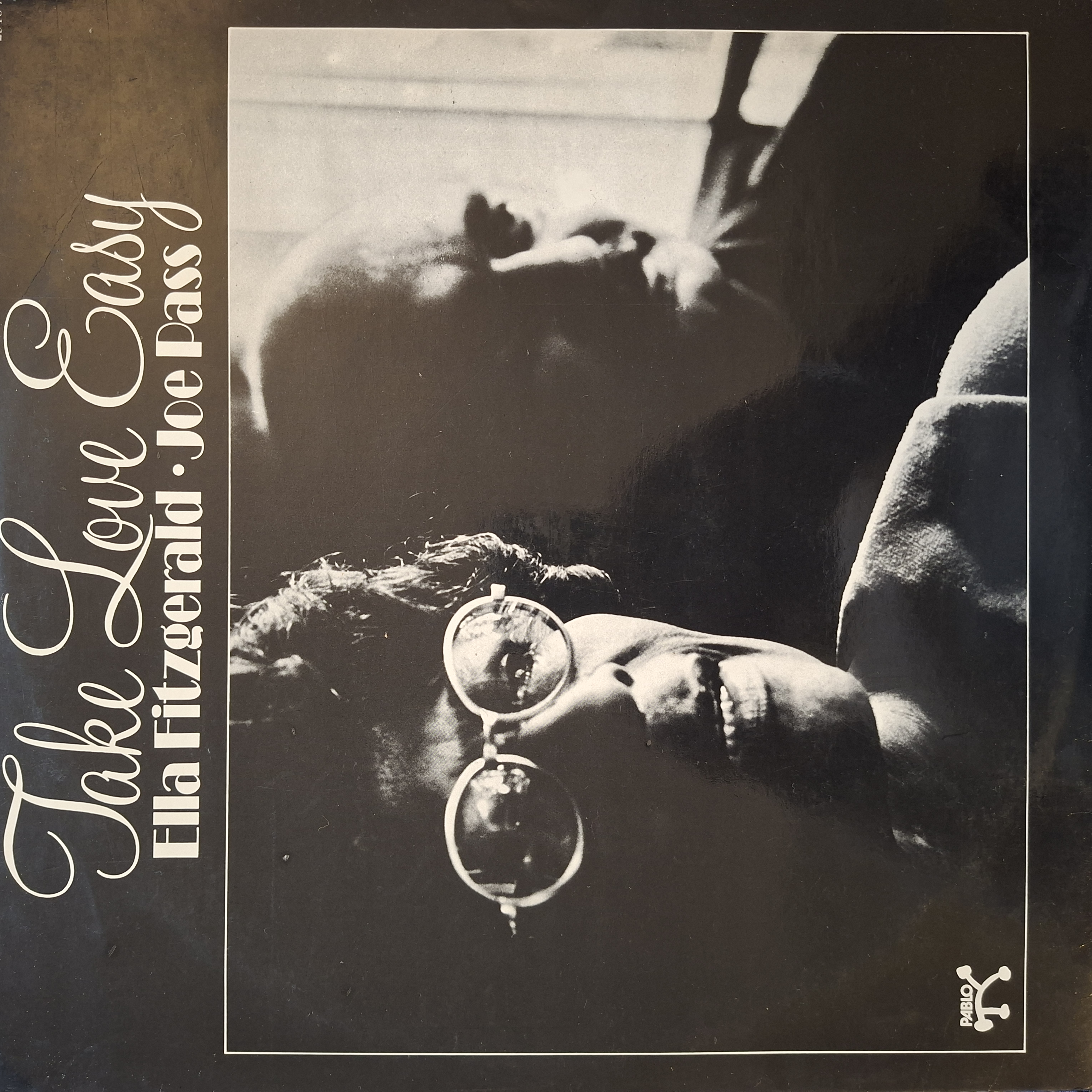Take Love Easy — Ella Fitzgerald , Joe Pass